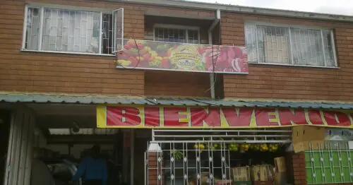 FRUT&CARNES AZAFRANES FRUT&CARNES AZAFRANES
